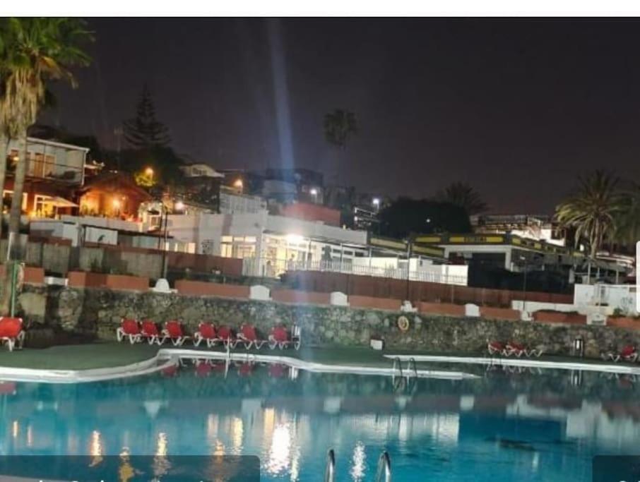 Piscina Club Apartment